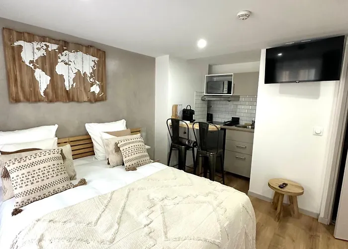 Residence A La Buttes Aux CaillesHotel Pas Cher Paris